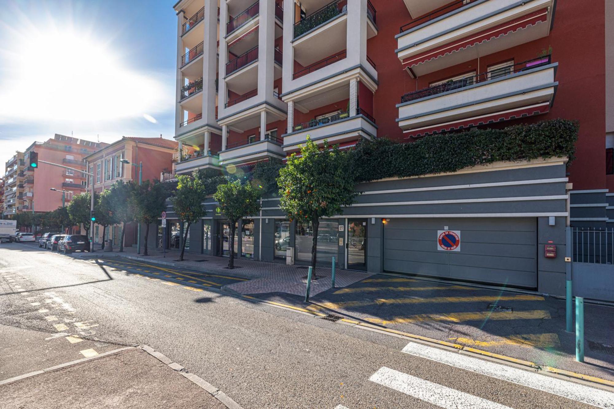 Intercontinental Superbe Appartement Avec Piscine Menton Exterior foto