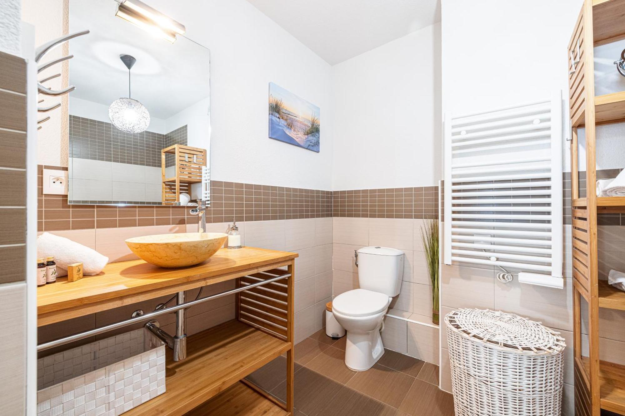 Intercontinental Superbe Appartement Avec Piscine Menton Exterior foto