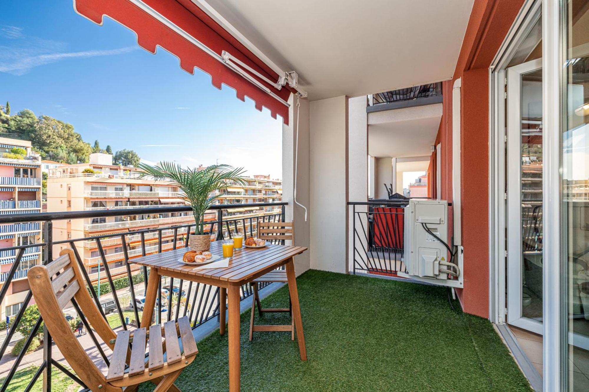 Intercontinental Superbe Appartement Avec Piscine Menton Exterior foto